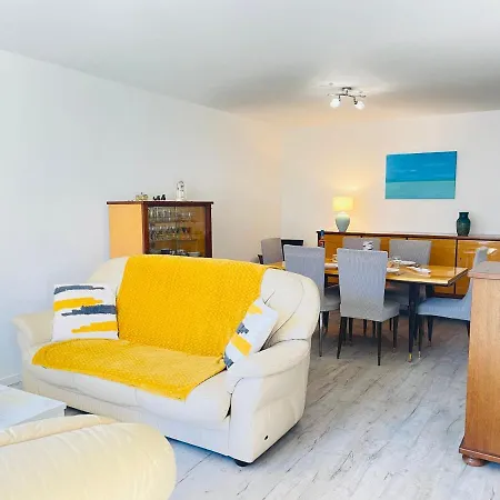 Apartamento Tres Bel Face Au Port Santa -piscine Saint-Raphaël