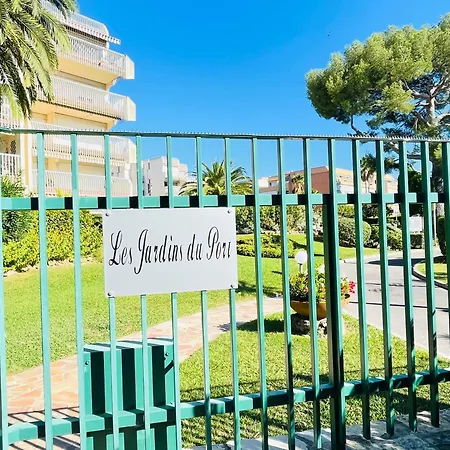 Tres Bel Face Au Port Santa -piscine Apartment