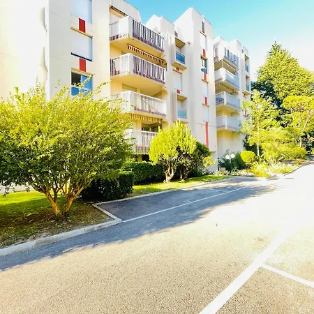 Apartamento Tres Bel Face Au Port Santa -piscine